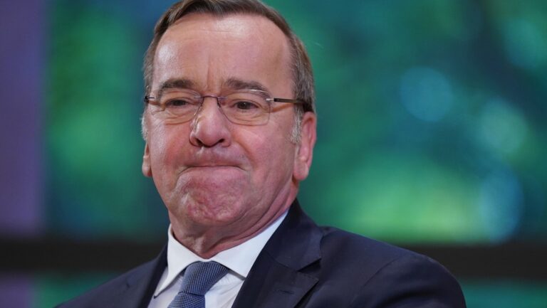 Berlín debe prepararse para un ataque de Rusia, dice el ministro de Defensa alemán