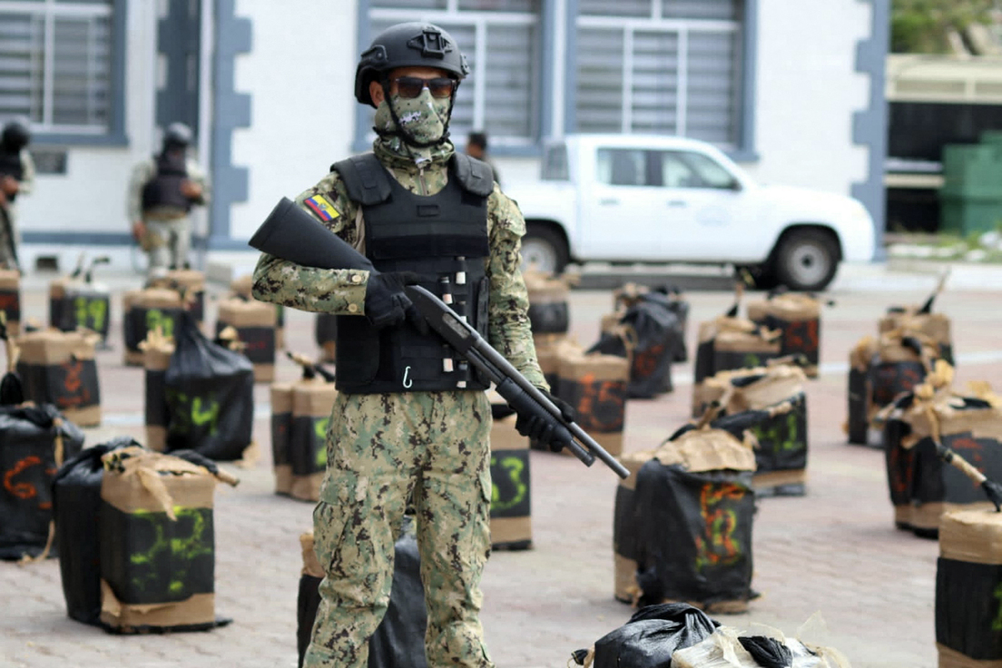 Dolarización y narcotráfico: el vínculo por detrás del conflicto interno en Ecuador