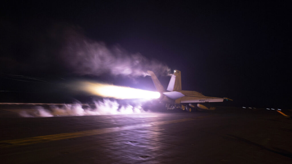 EE.UU. vuelve a bombardear posiciones hutíes en Yemen