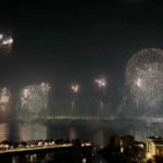 Emiratos Árabes Unidos bate dos récords Guinness con un espectáculo de fuegos artificiales y drones (VIDEO)