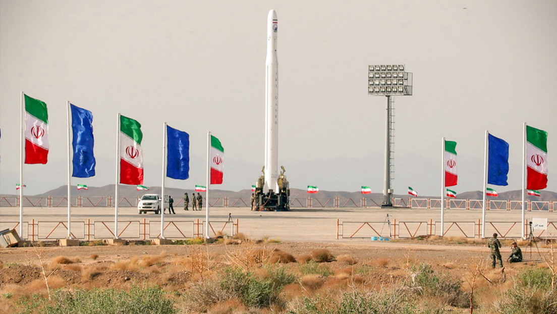 Irán lanza por primera vez un satélite a una órbita por encima de 500 kilómetros (VIDEOS)
