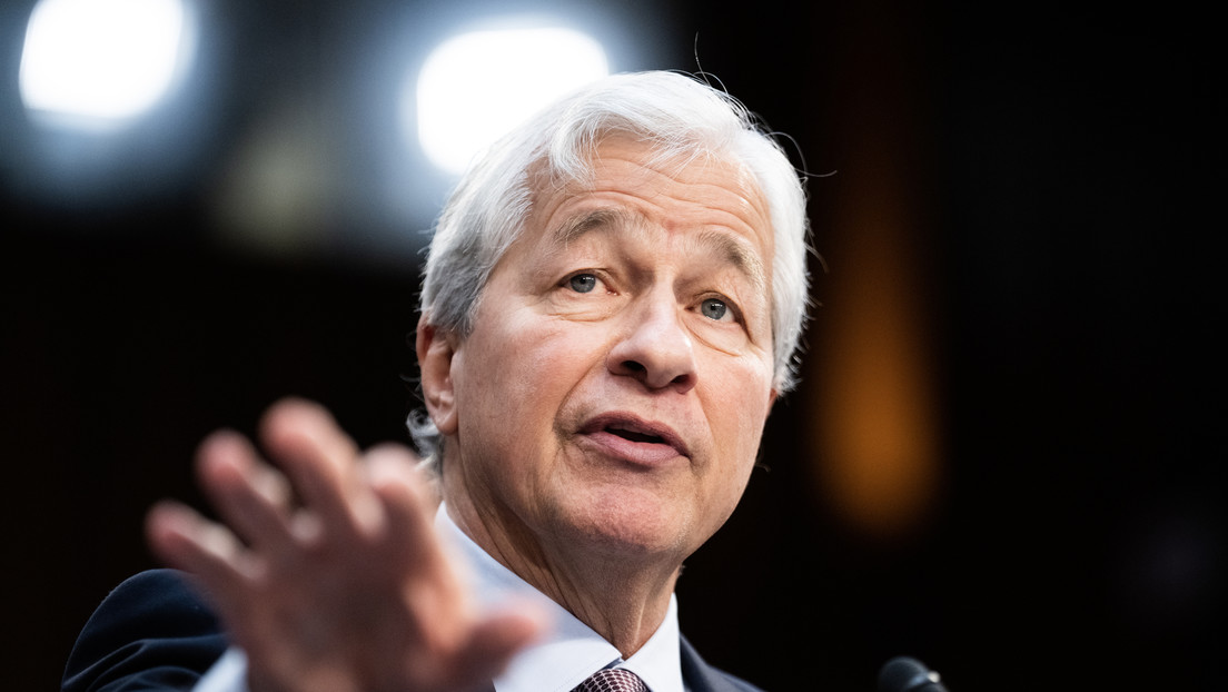 Jefe de JPMorgan considera el bitcóin "inútil" y herramienta para actividades ilegales