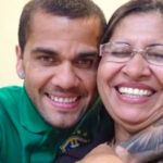 La madre de Dani Alves revela el rostro y el nombre de la joven que lo acusó de violación