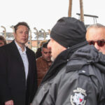 Musk visita Auschwitz-Birkenau en medio de acusaciones de antisemitismo