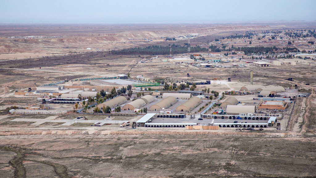Reportan un ataque de misiles contra una base de EE.UU. en Irak