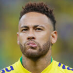 Una mujer reclama a Neymar la paternidad de su hija y le pide una pensión de 32.500 dólares