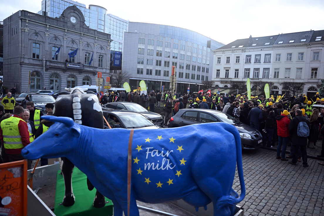 Una oleada de huelgas agrarias recorre la UE agudizando la crisis en el bloque