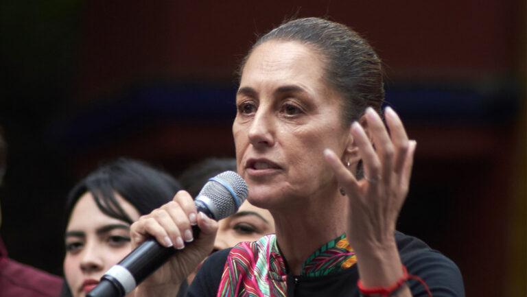 Claudia Sheinbaum denuncia la filtración de su número de teléfono