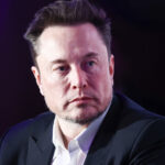 Elon Musk reacciona a las sugerencias de encarcelar a Tucker Carlson por su visita a Moscú