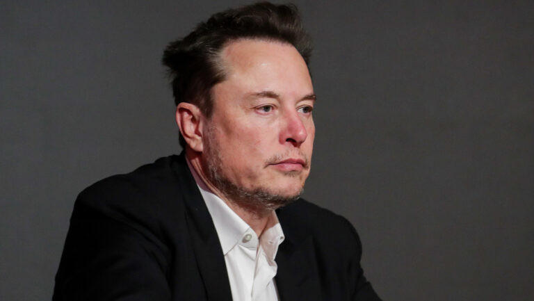 "Ha llegado el momento de parar la picadora de carne": Musk sobre el conflicto en Ucrania
