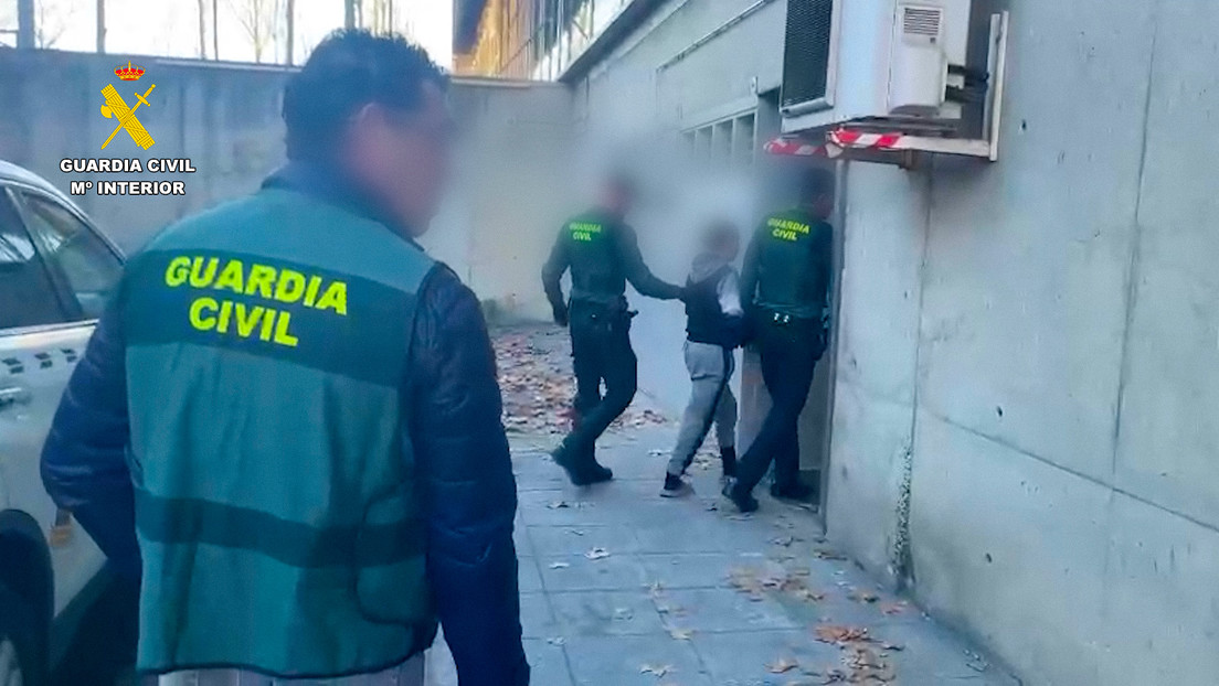 La Guardia Civil evita el matrimonio de una niña de 12 años que había sido vendida en España