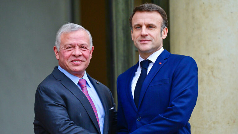 Macron: La ofensiva de Israel en Rafa conduciría a un "desastre humanitario sin precedentes"
