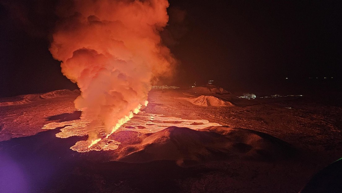 Nueva erupción volcánica amenaza con arrasar una localidad en Islandia