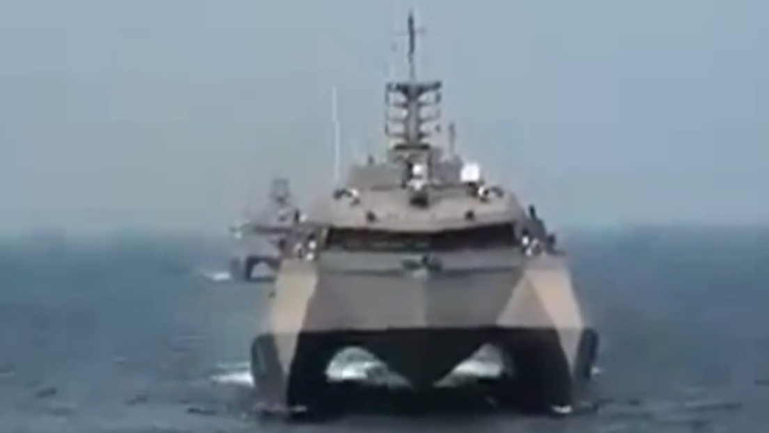 VIDEO: La Armada iraní presenta sus 2 nuevos buques de guerra 