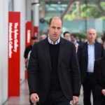 El príncipe Guillermo habla de Kate Middleton en medio de las teorías sobre su desaparición