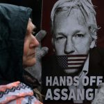 Permiten a Assange seguir luchando contra su extradición a EE.UU.