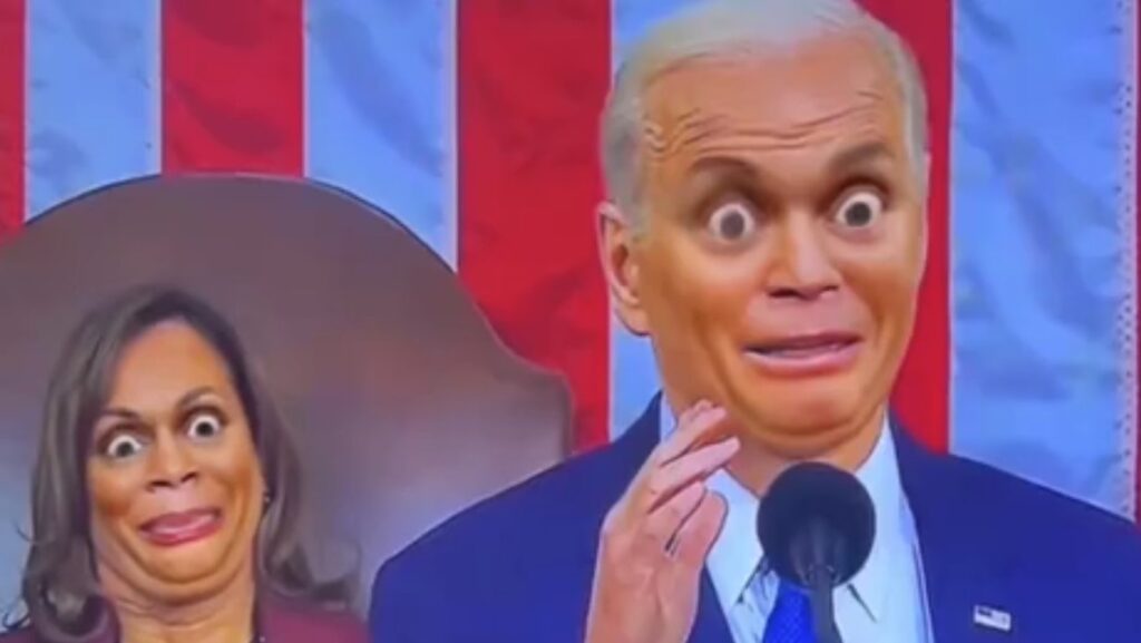 Trump se burla de Biden y le pone máscaras divertidas en vivo (VIDEO)