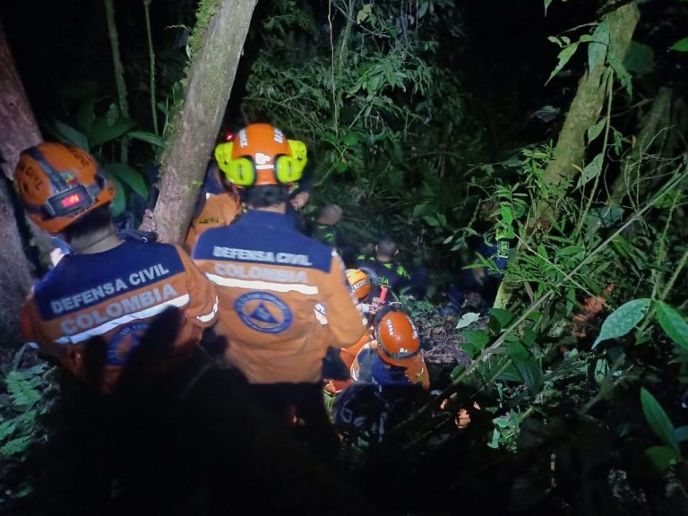 Una colombiana muere al tratar de superar su miedo a volar en parapente