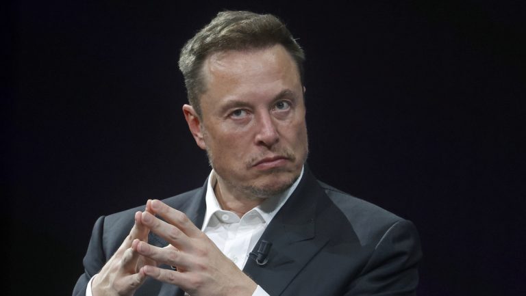 Elon Musk desafía al Tribunal Supremo de Brasil