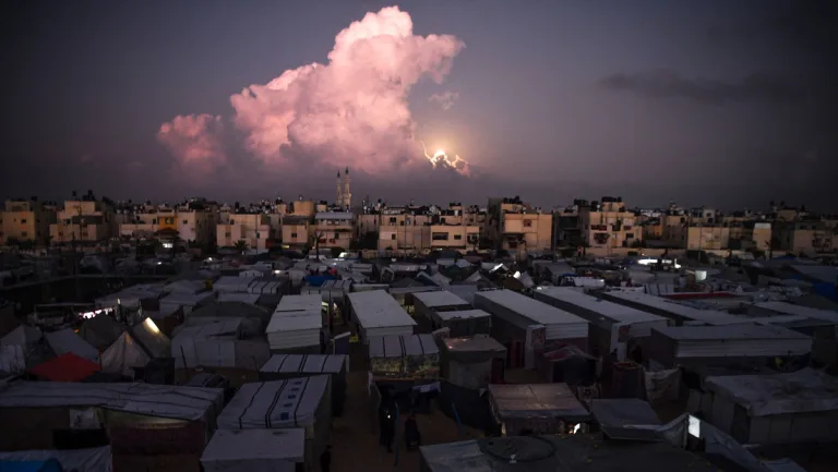 NYT: EE.UU. exige explícitamente a Israel no llevar a cabo la operación en Rafa