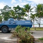 Francia despliega tropas en Nueva Caledonia