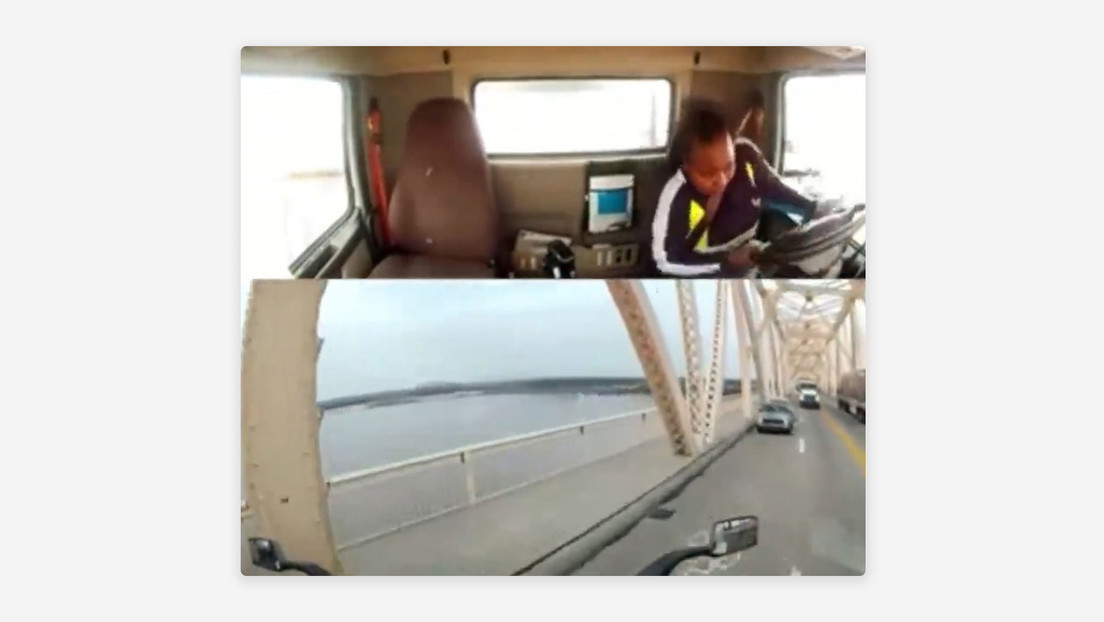 Se salva de caer de un puente y queda colgada de su camión (VIDEO)