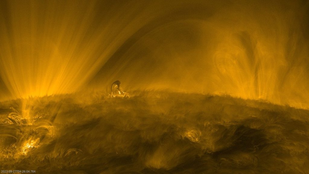 Todo el poder hipnotizante de la corona "esponjosa" del Sol, en un nuevo video