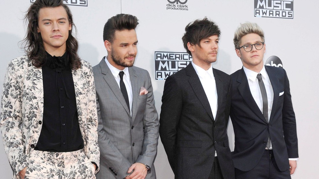 Harry Syles, Liam Payne, Louis Tomlinson y Niall Horan de la banda One Direction en los American Music Awards 2015 en Los Ángeles, EE. UU., el 22 de noviembre de 2015.