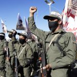Combatientes hutíes en una marcha en solidaridad con el pueblo palestino en Saná, Yemen, el 4 de octubre de 2024.