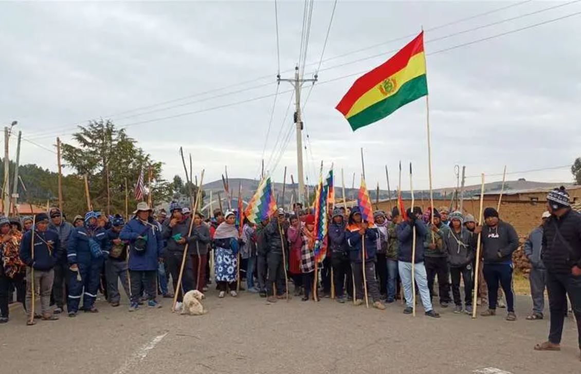 Un grupo de evistas en un bloqueo.