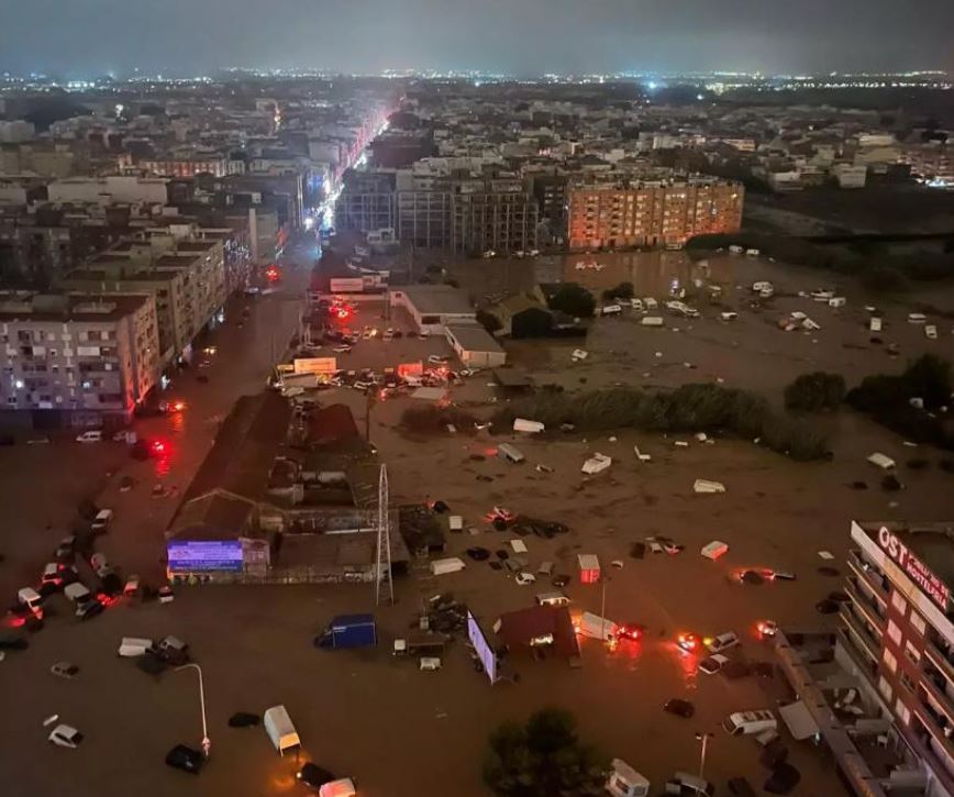 Se ha establecido la Situación de Emergencia en TODA la provincia de Valencia por las fuertes lluvias provocadas por la Dana.