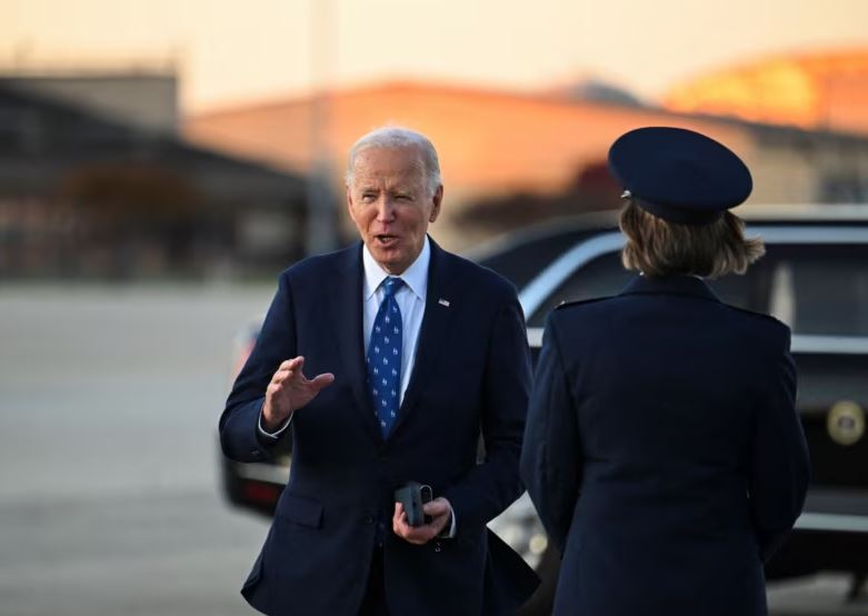 El presidente de Estados Unidos, Joe Biden, llega a la Base Andrews, en Maryland, Estados Unidos, el 26 de noviembre de 2024.