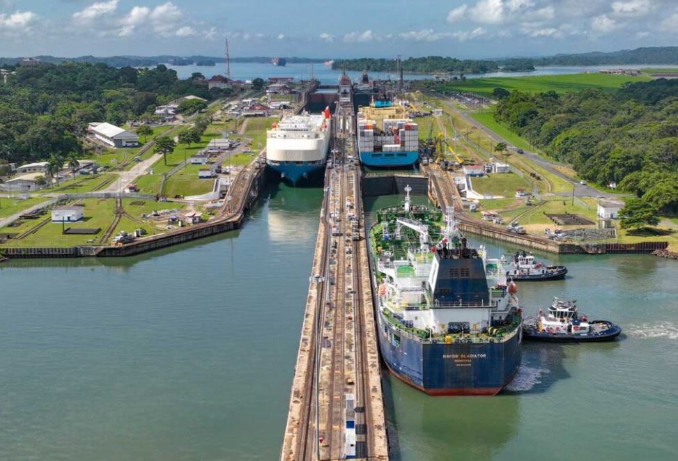 Foto del Canal de Panamá.