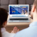 Comparativa de licenciaturas en línea y presenciales: Beneficios y desafíos
