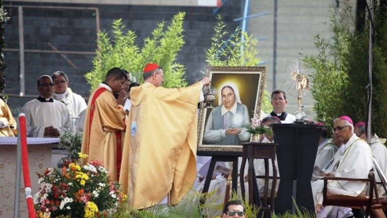 Misa de beatificación de la Madre Carmen en Caracas, 16 de junio 2018.