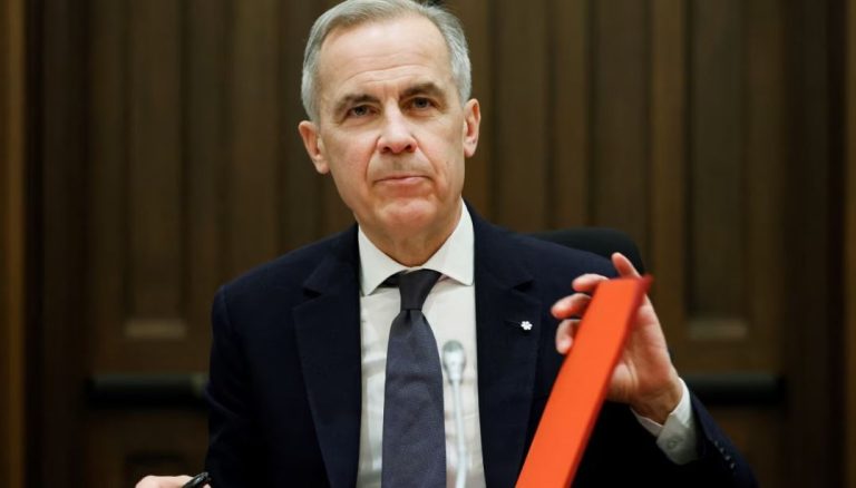 El primer ministro de Canadá, Mark Carney, asiste a una reunión de gabinete en Parliament Hill en Ottawa, Ontario, Canadá, el 14 de marzo de 2025.