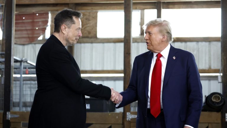 Elon Musk y Donald Trump, el 5 de octubre de 2024.