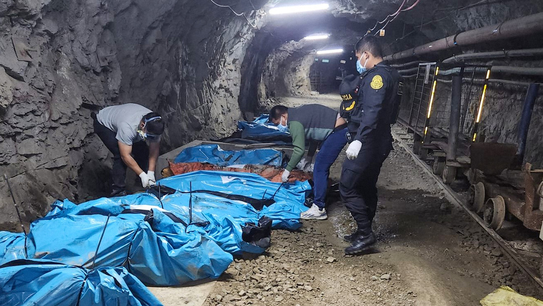 Imagen de los cuerpos de los mineros ejecutados en Perú tras ser secuestrados el 26 de abril de 2025.