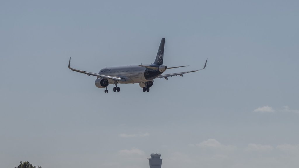 Vuelo de Lufthansa aterriza en el aeropuerto Ben Gurion.