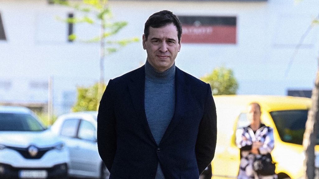 El hermano de Pedro Sánchez, David Sánchez, llega al juzgado en Badajoz. 25 de abril de 2025