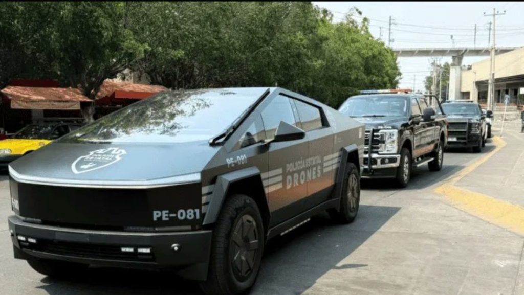 La Cybertruck adquirida por el gobierno de Jalisco, en México.