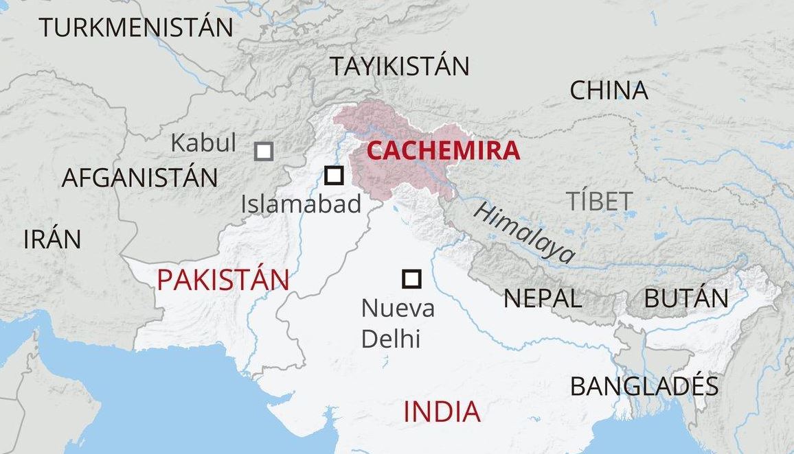 China se encuentra muy cerca de la India y Pakistán.