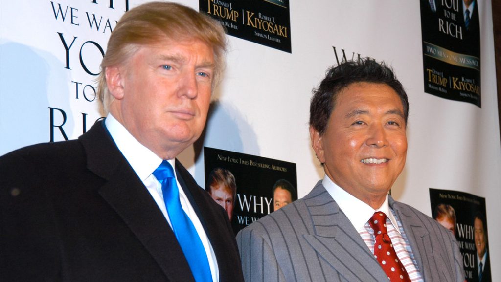 Donald Trump y Robert Kiyosaki en la Torre Trump, en Nueva York, el 12 de octubre de 2006.