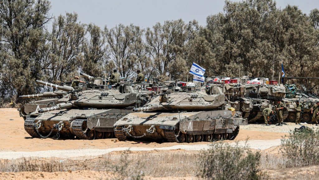 Los tanques israelíes operan en medio del conflicto entre Israel y Hamás.