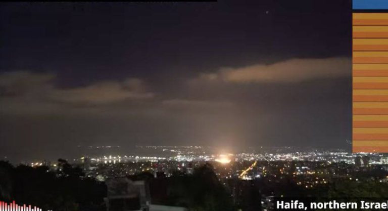 Um misil iraní impacta en una zona residencial de Israel.