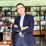 Miguel de la Mora, un reconocido estilista de celebridades.
