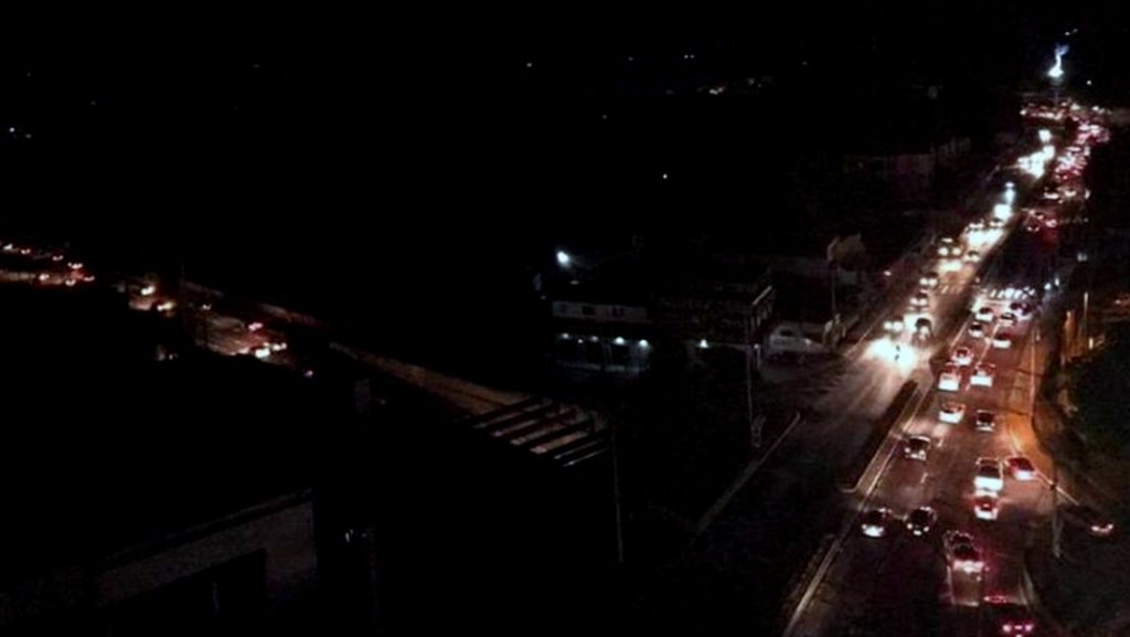 Varias ciudades y municipios del estado Amazonas, de Brasil, quedaron sin luz la madrugada de este martes.