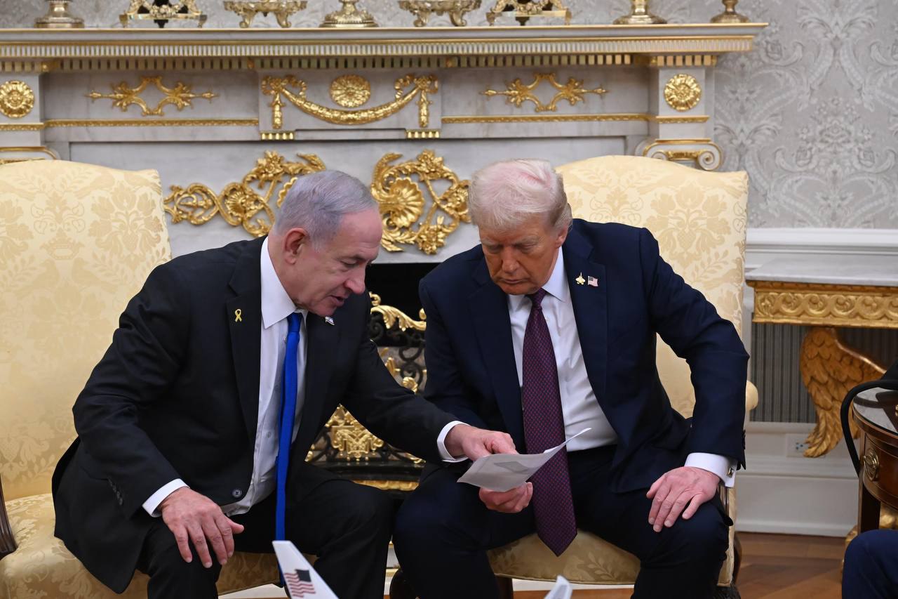 Gaza será una "zona desradicalizada y libre de terrorismo" que no representará una amenaza para sus vecinos, indica el plan de Trump.