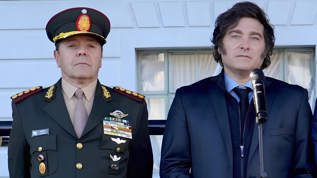 Carlos Alberto Presti, actual jefe del Estado Mayor General del Ejército de Argentina con Milei.
