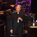 El cantante Julio Iglesias en el Infinite Energy Center, Duluth, Georgia, 6 de diciembre del 2019.